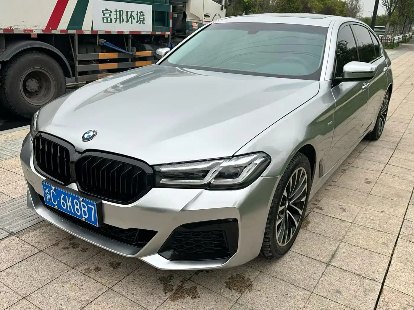 BMW 5 Series 2018 525Li Luxury Package
