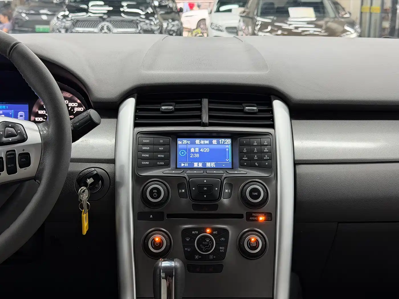 Ford Edge (Import) 2012 2.0T Elite фото 6
