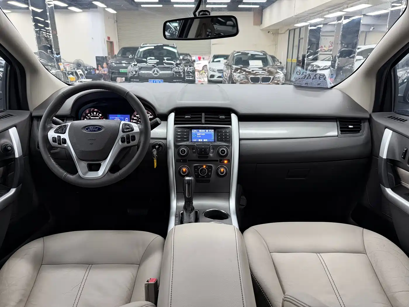 Ford Edge (Import) 2012 2.0T Elite фото 8