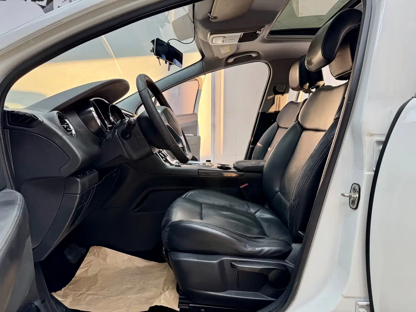Peugeot 3008 2015 2.0L Automatic Trend Edition фото 5