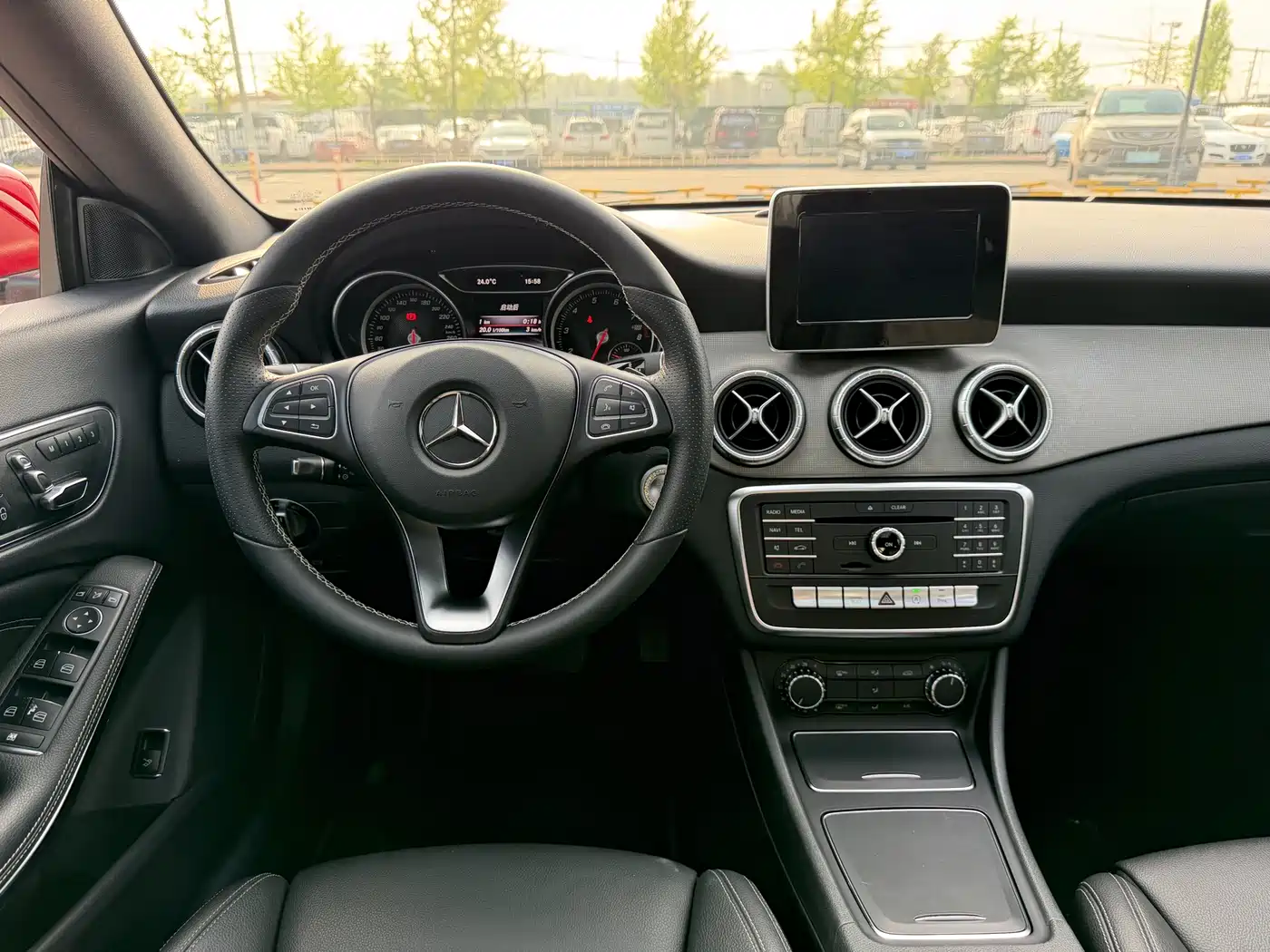 Mercedes-Benz CLA (Import) 2016 CLA 200 Fashion фото 18