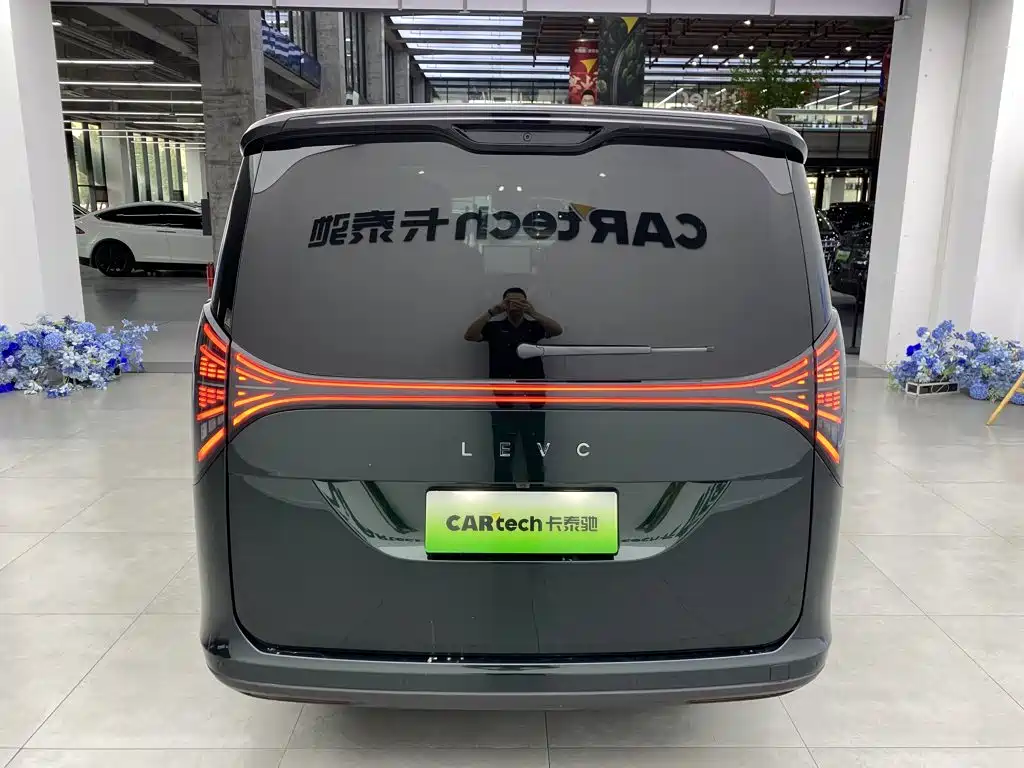 Фото 4 - Geely Galaxy Yizhen L380