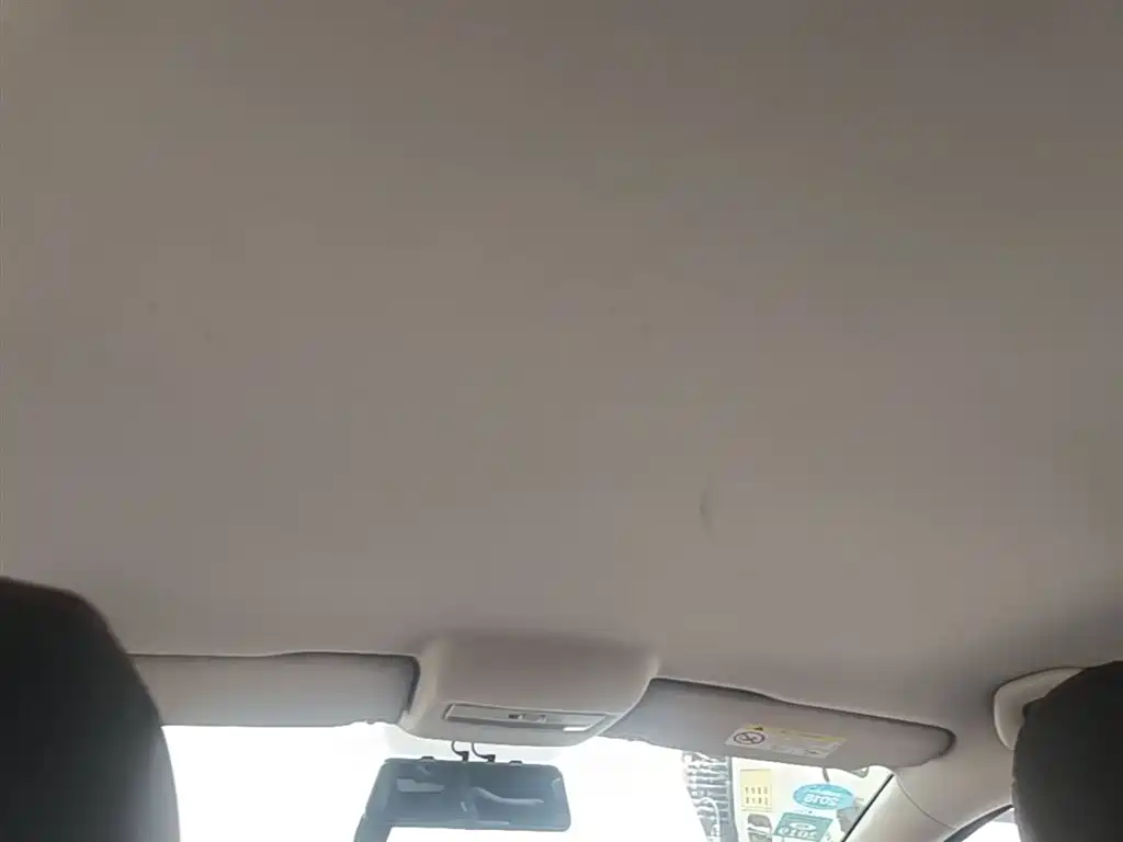 Volkswagen Polo 2016 1.4L Automatic Trend фото 14