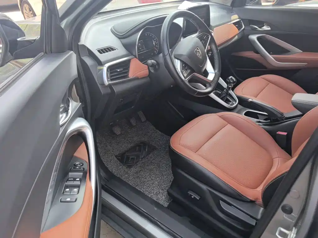 Baojun 510 2019 2019 1.5L Manual Comfort China V
