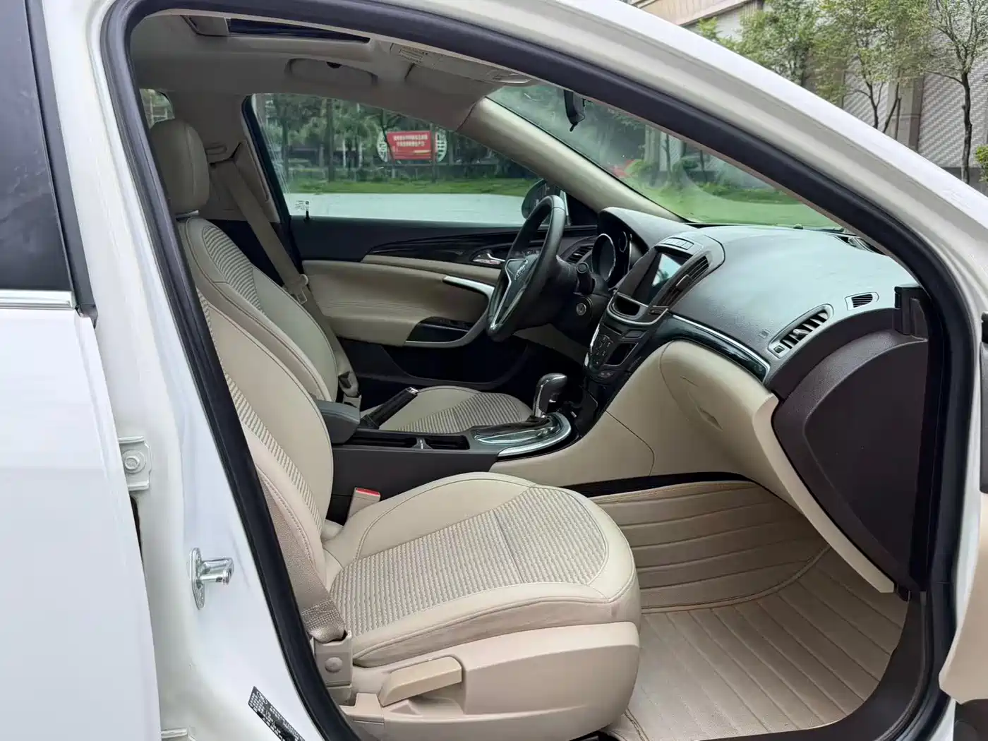 Buick Regal 2014 2.0L Leading Fashion Type фото 11