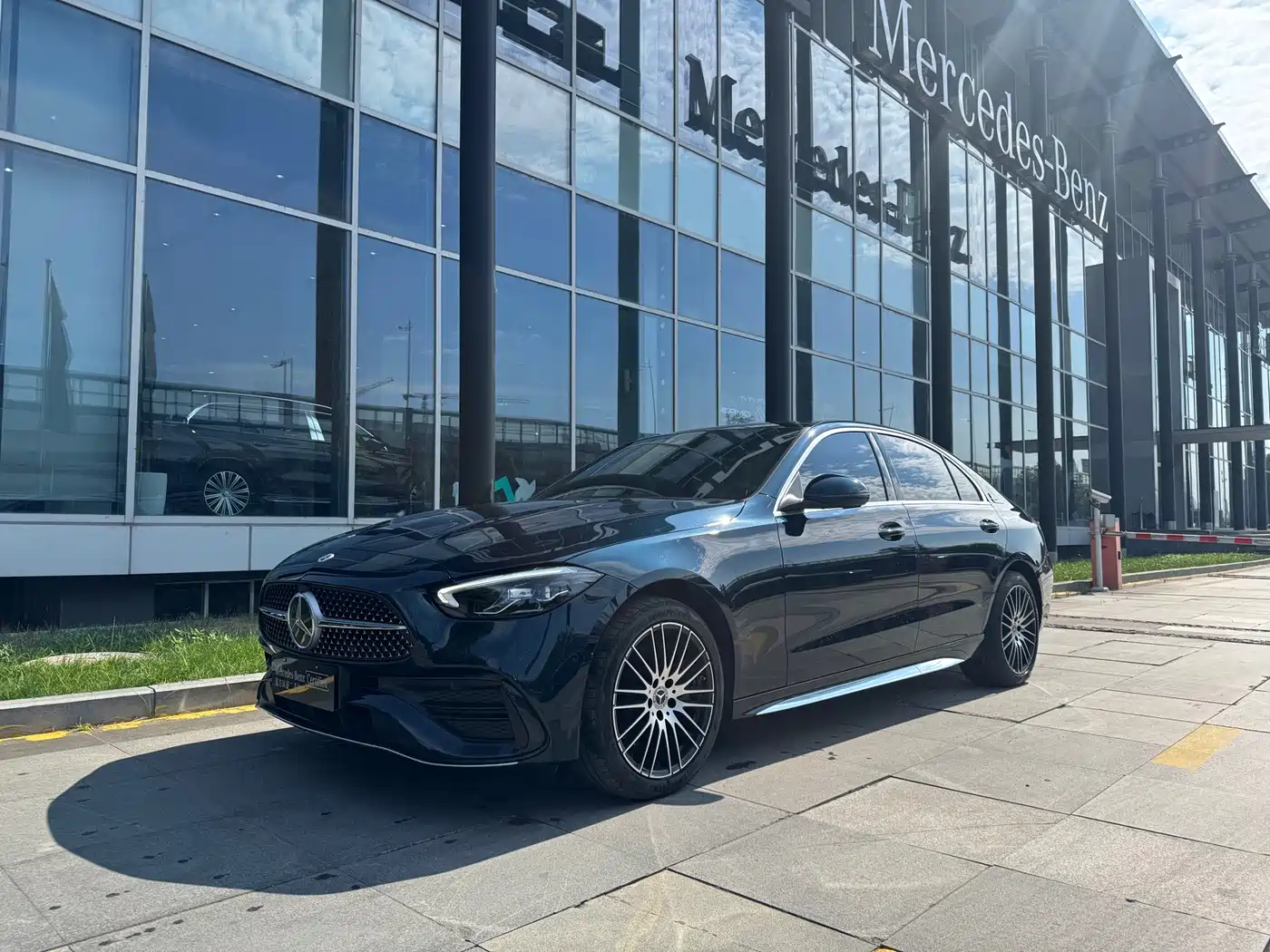 Mercedes-Benz C-Class 2023 C 260 L Sport