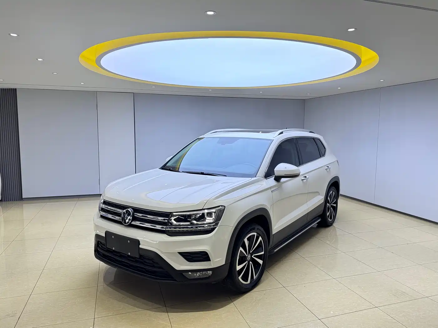  Volkswagen Tharu 2022 280TSI FWD Luxury Edition