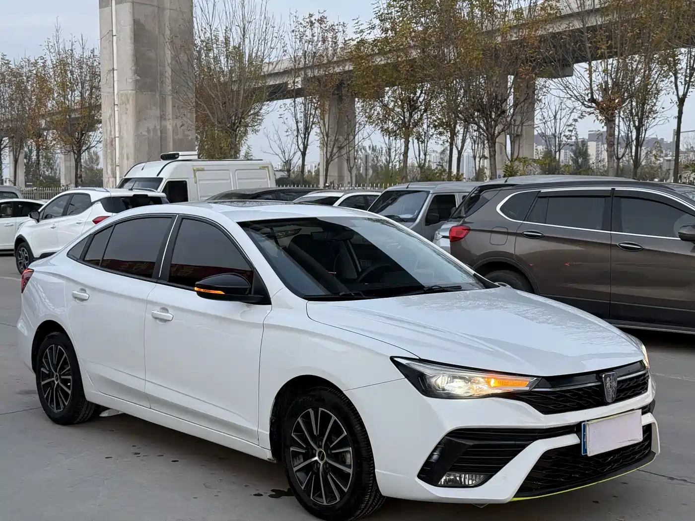 ROEWE I5
