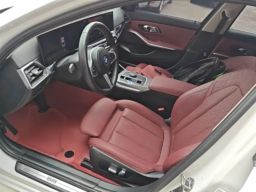 BMW i3 2023 eDrive 40 L Shadowline Package фото 15