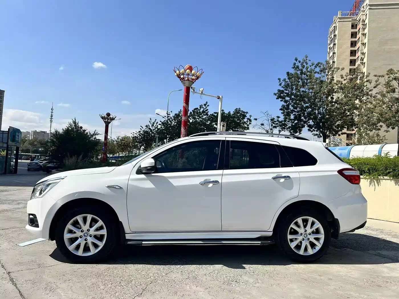 Venucia T70 2015 2015 2.0L CVT Smart Edition