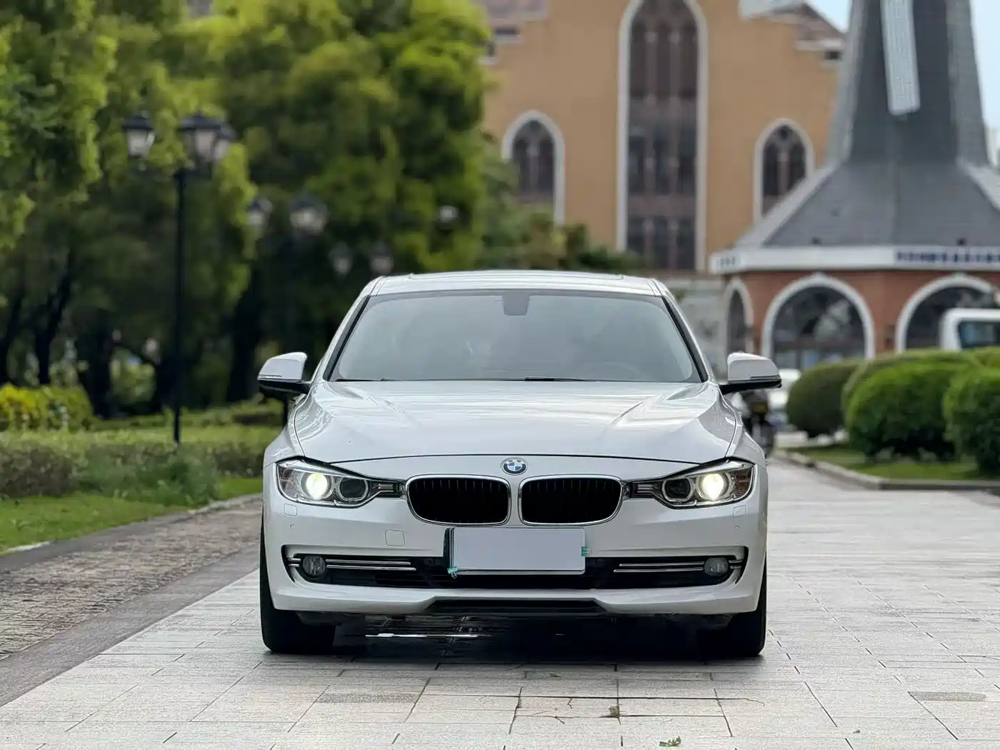 BMW 3 Series 2015 320Li Super Joy Luxury Design Package фото 2