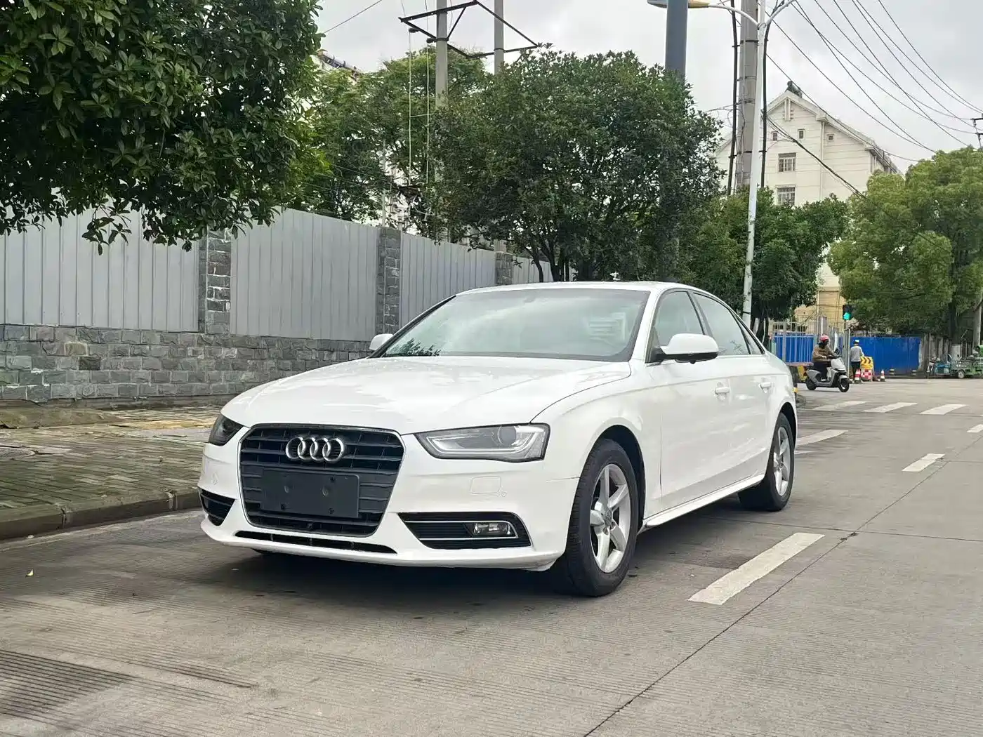 Audi A4L 2013 35 TFSI Automatic Standard