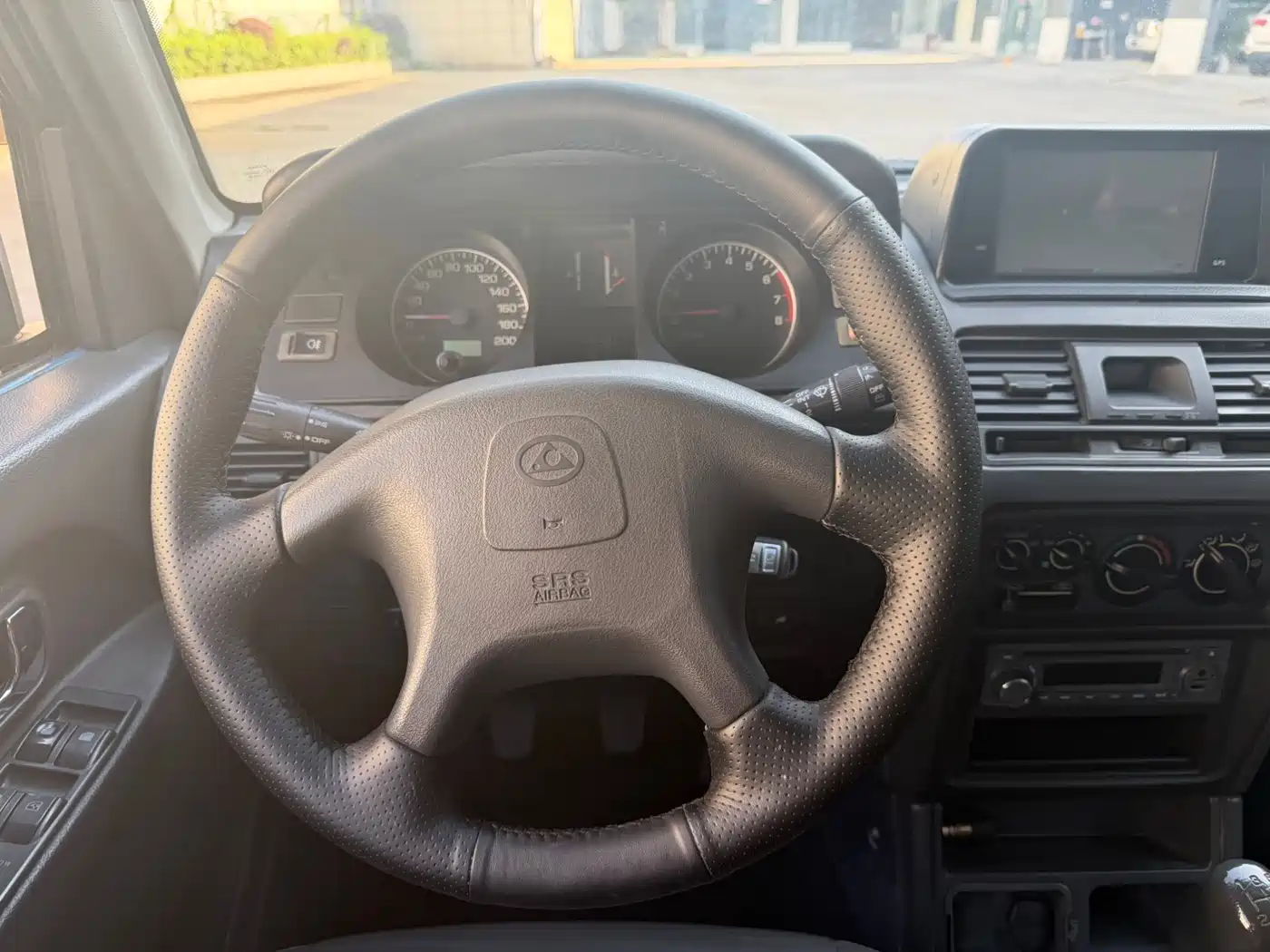 Leopaard Black King Kong 2014 2.4L Manual 4WD фото 6