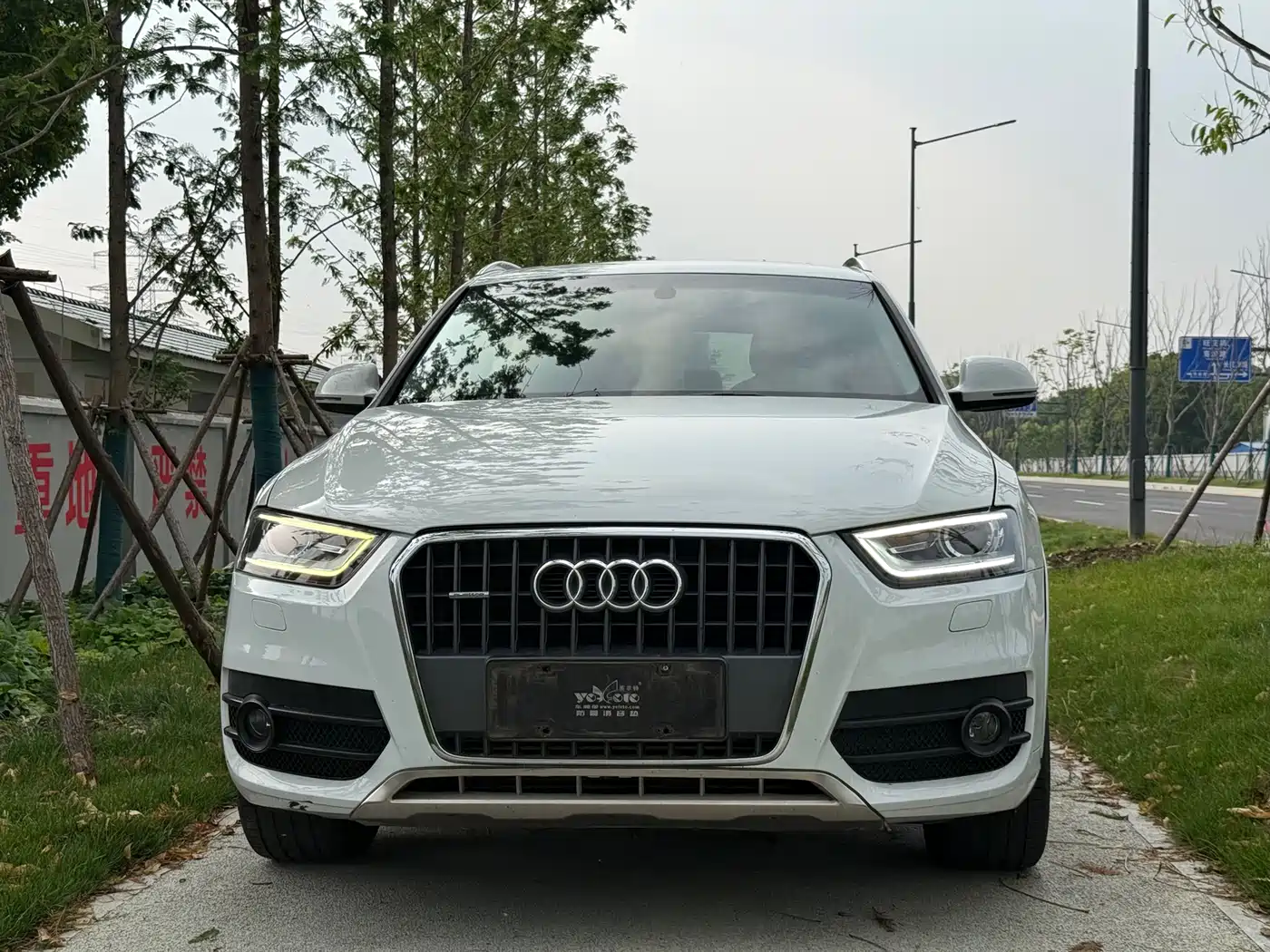 Audi Q3 2013 35 TFSI quattro Luxury фото 2