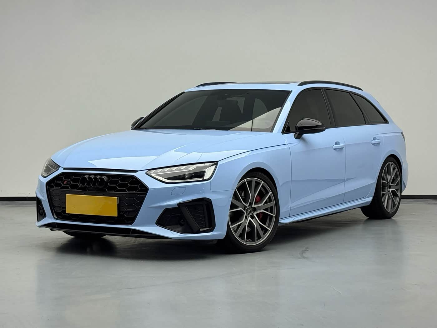 Audi S4