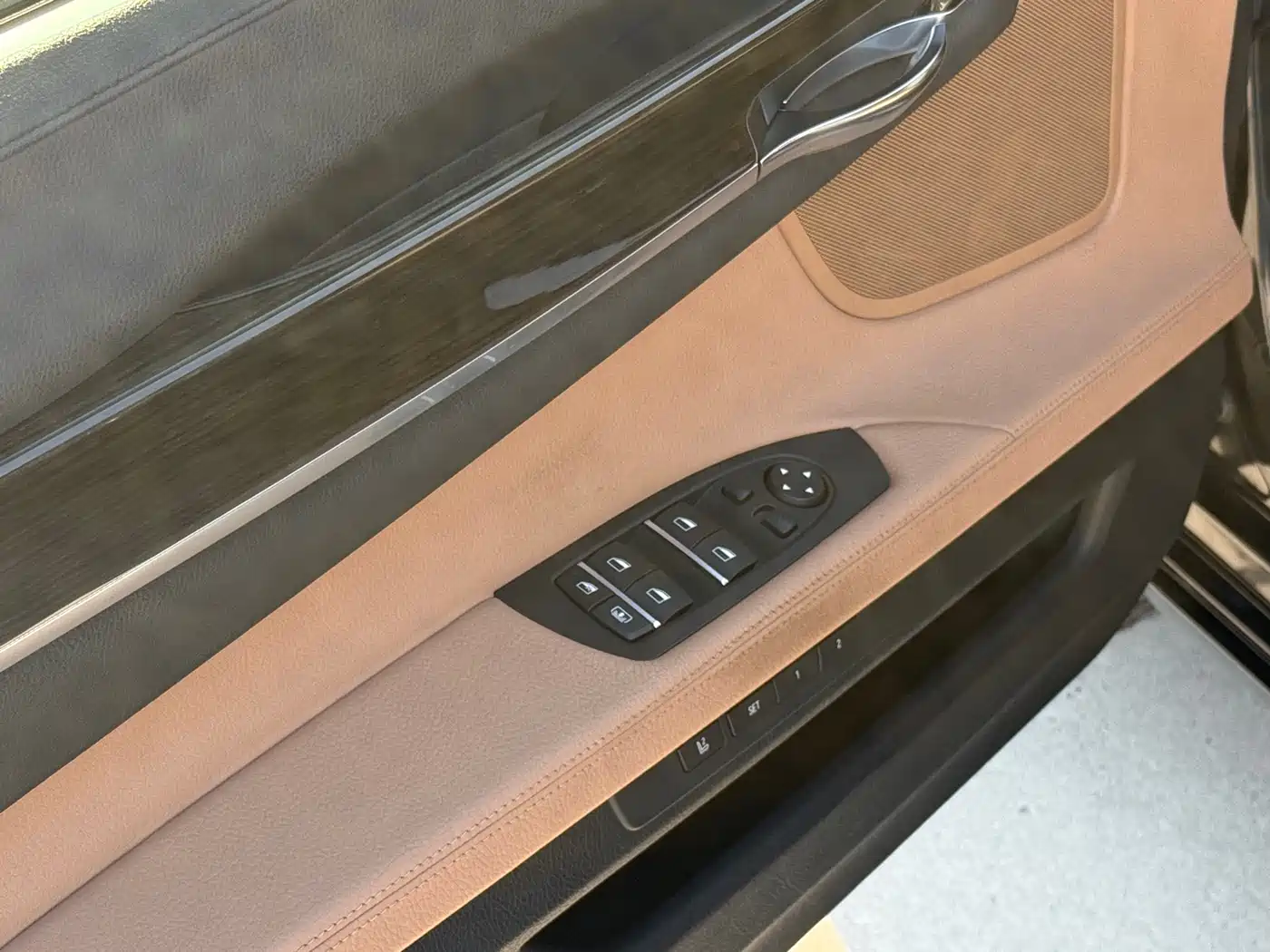 BMW 7 Series 2014 730Li Premium фото 52