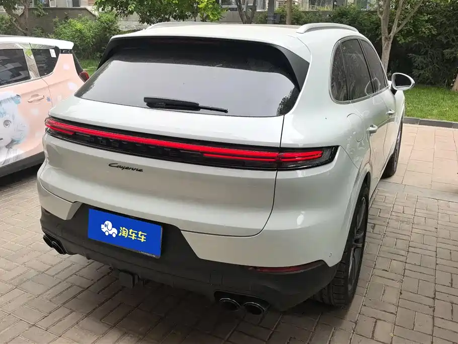 Porsche Cayenne 2025 Cayenne 3.0T Dream Chaser Edition фото 3