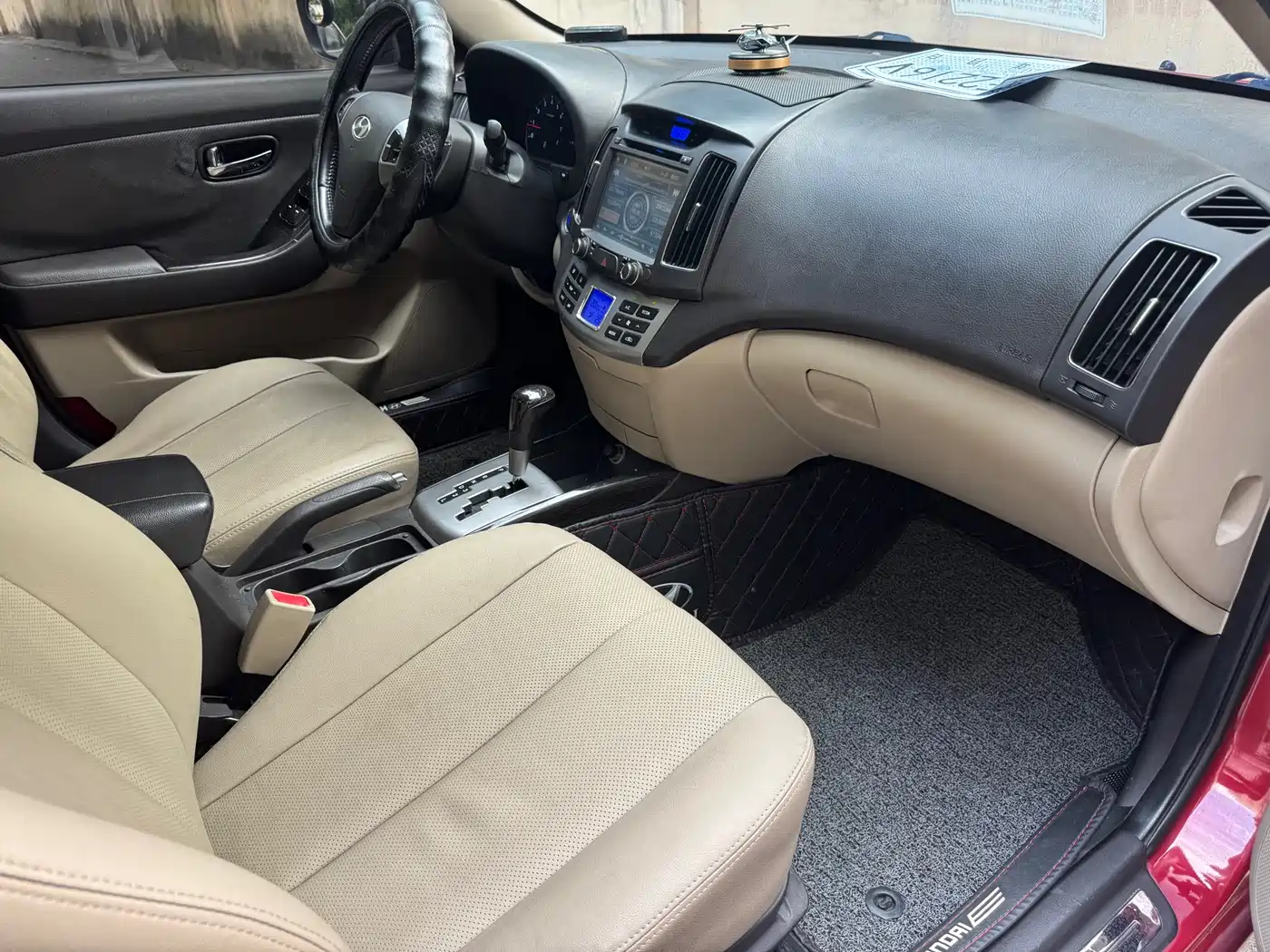 Hyundai Elantra 2011 1.6L Automatic Luxury фото 6