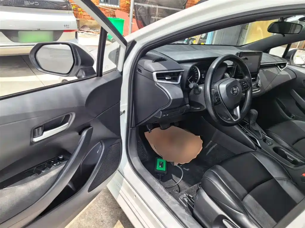 Toyota Levin 2022 185T CVT Luxury Edition фото 16