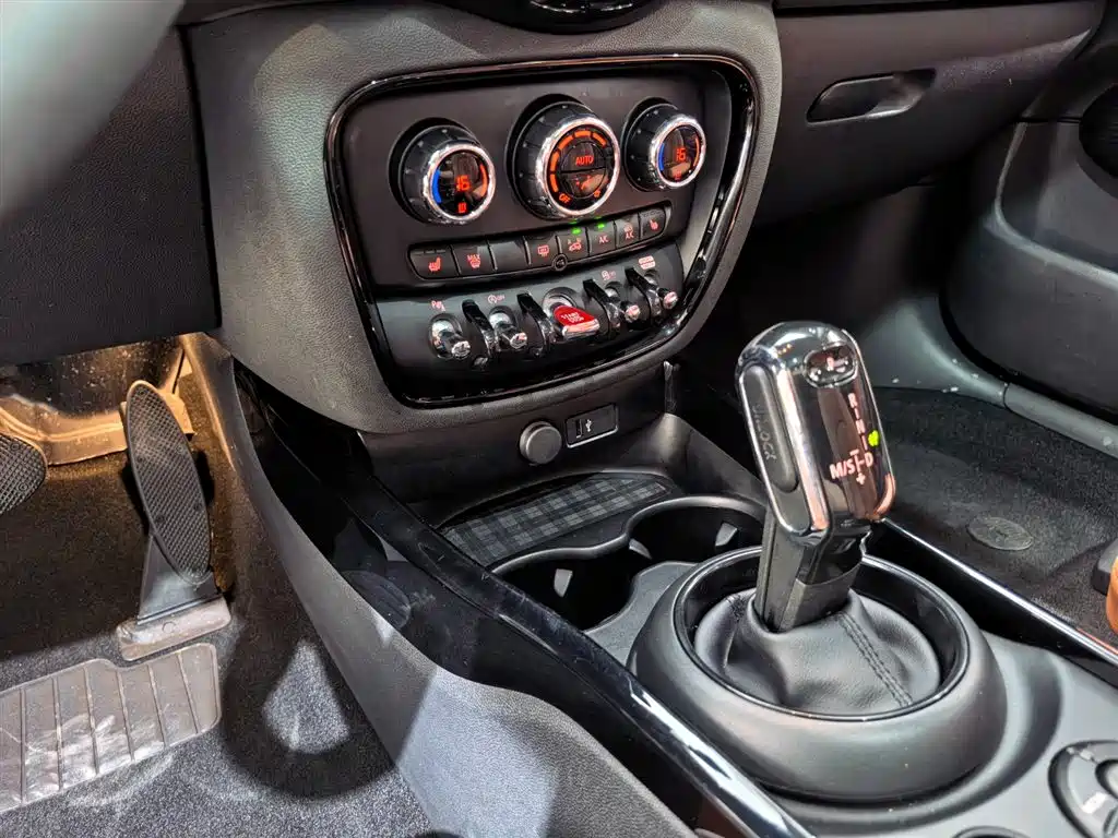 MINI Clubman, миниатюра 11