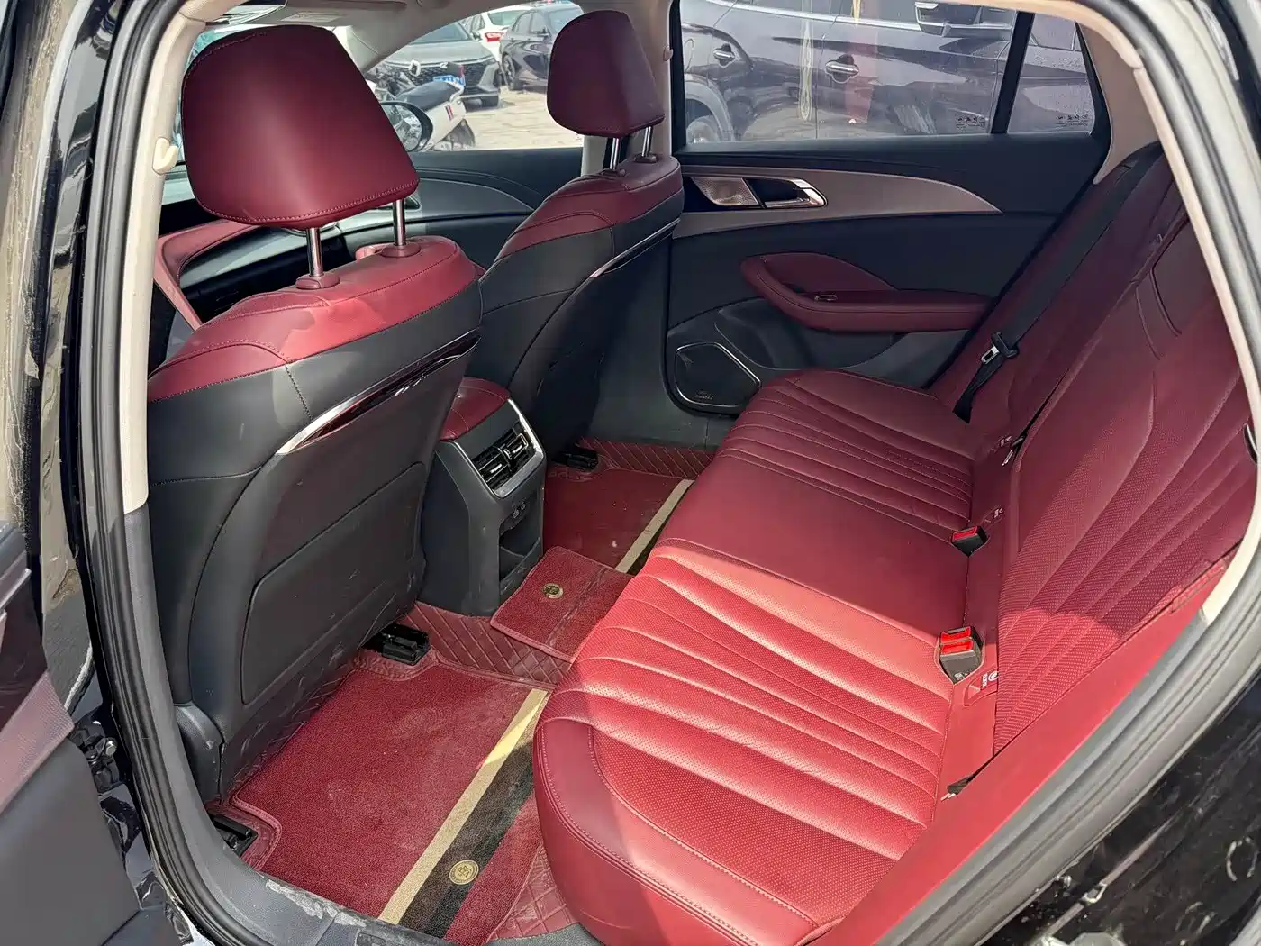 Hongqi H5 2023 2.0T Auto Smart Connect Flag Enjoy фото 9