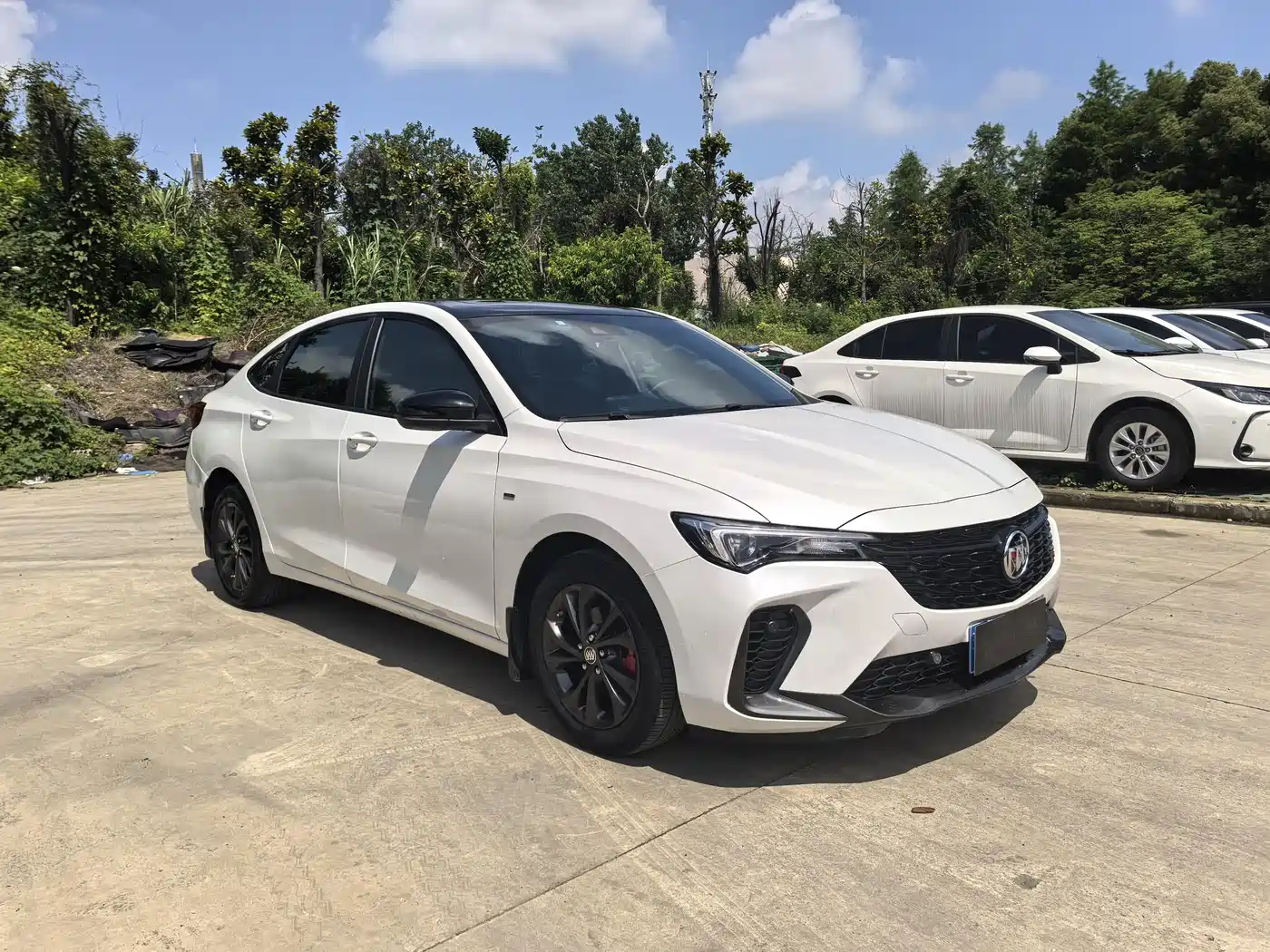 Buick Verano 2023 Pro Leisure Edition фото 3