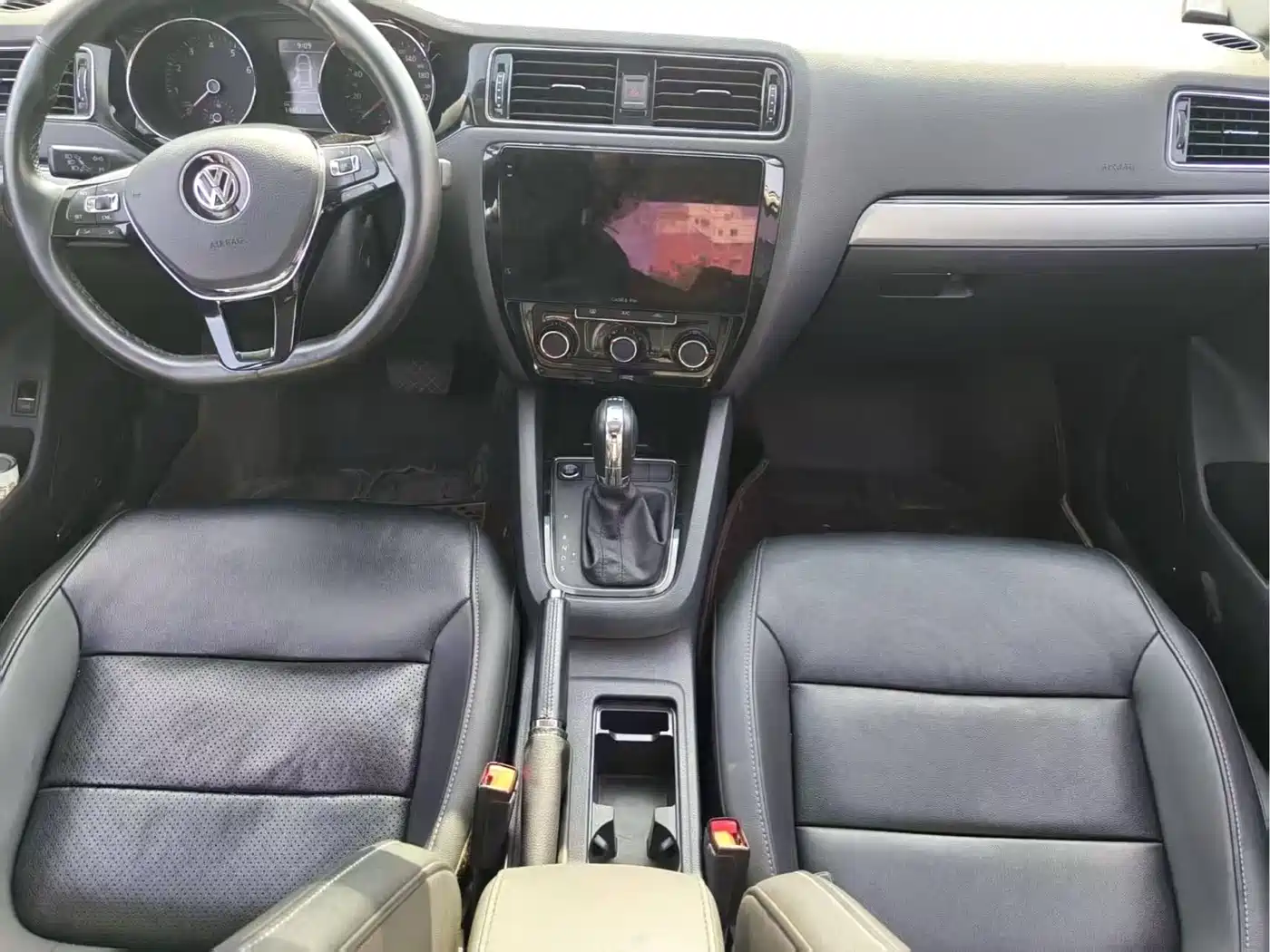 Volkswagen Sagitar 2018 280TSI DSG Comfort фото 5