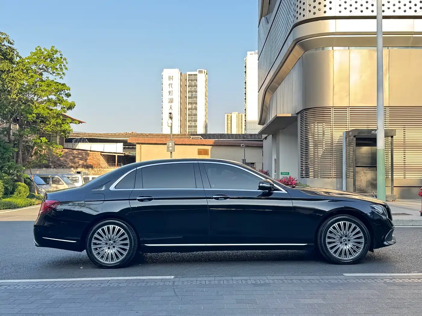 Mercedes-Benz E-Class 2019 Facelift E 300 L Luxury фото 26
