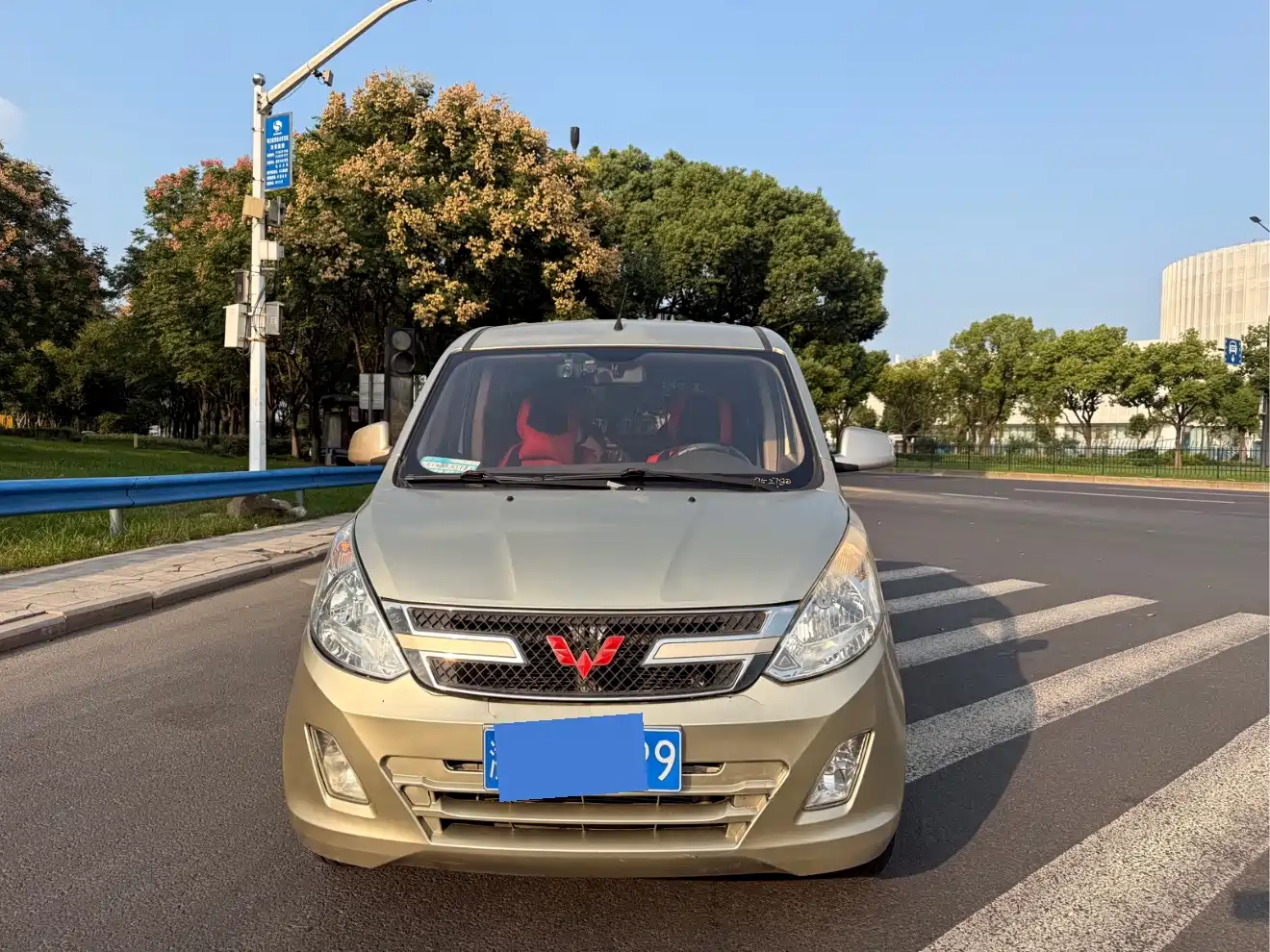 Wuling Motors Wuling Rongguang V 2017 2016 1.5L Utility Model