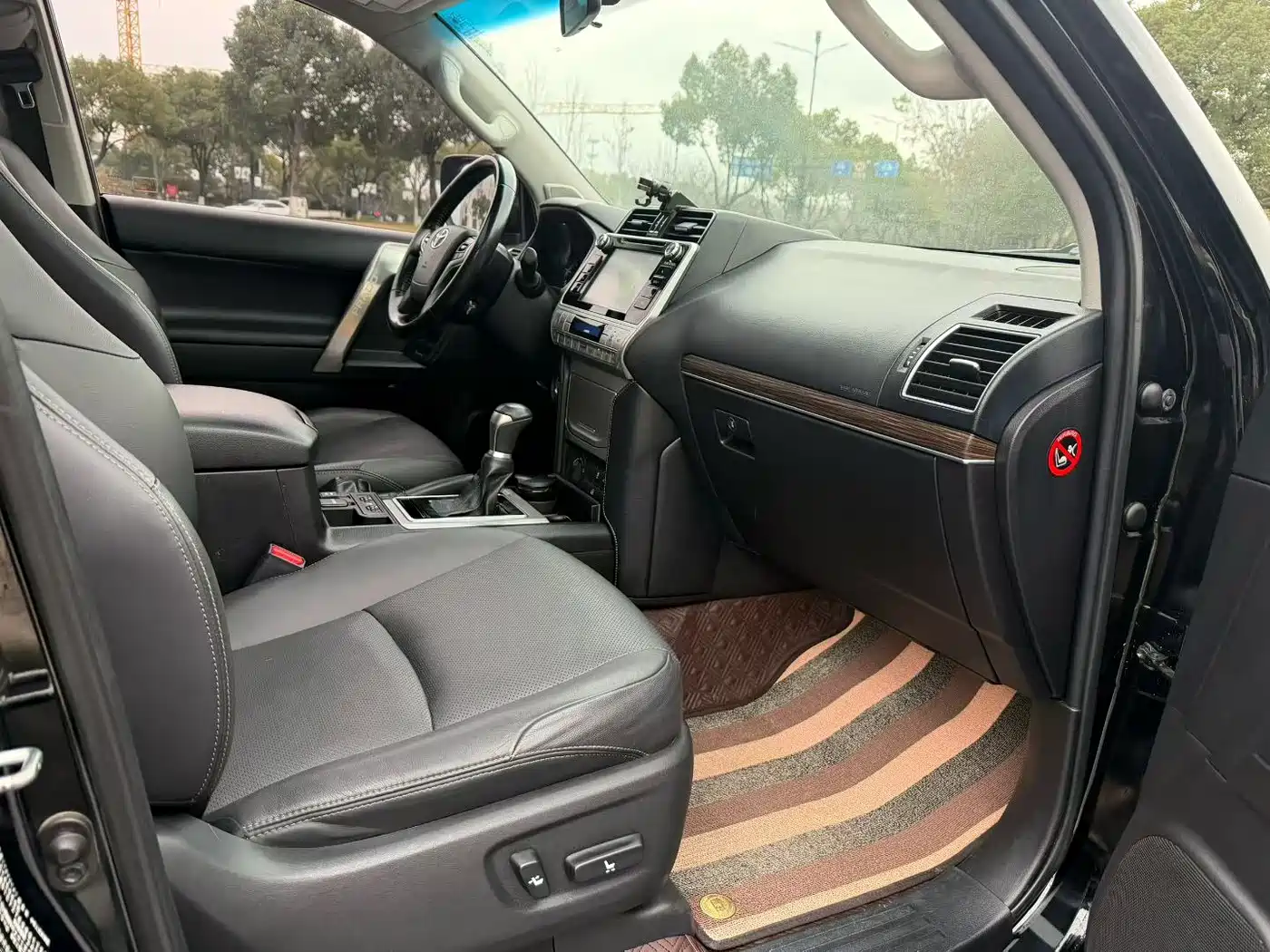 Toyota Prado 2019 3.5L Automatic TX-L Zunxiang Edition with Rear-mounted Spare Tire фото 7