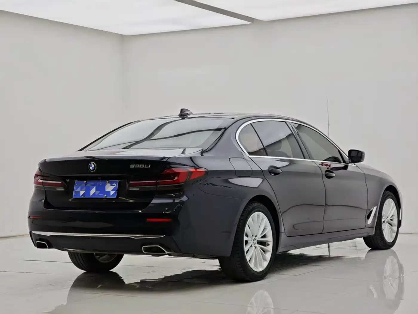 BMW 5 Series 2022 Facelift 525Li Luxury Package фото 10