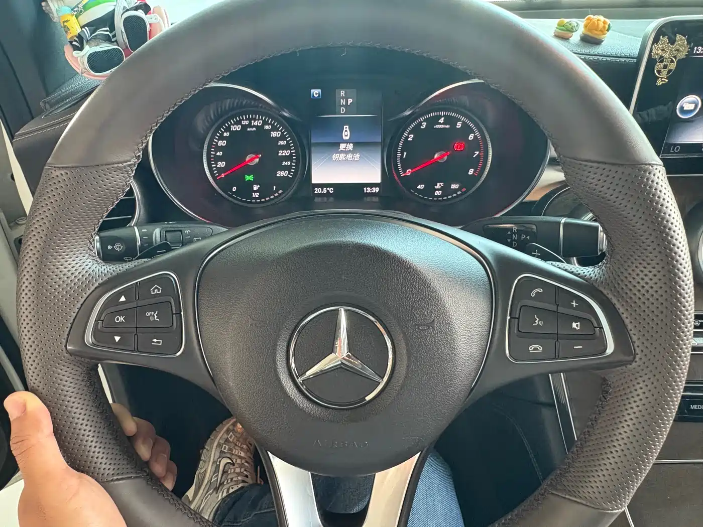 Mercedes-Benz GLC 2017 GLC 300 4MATIC Dynamic фото 12