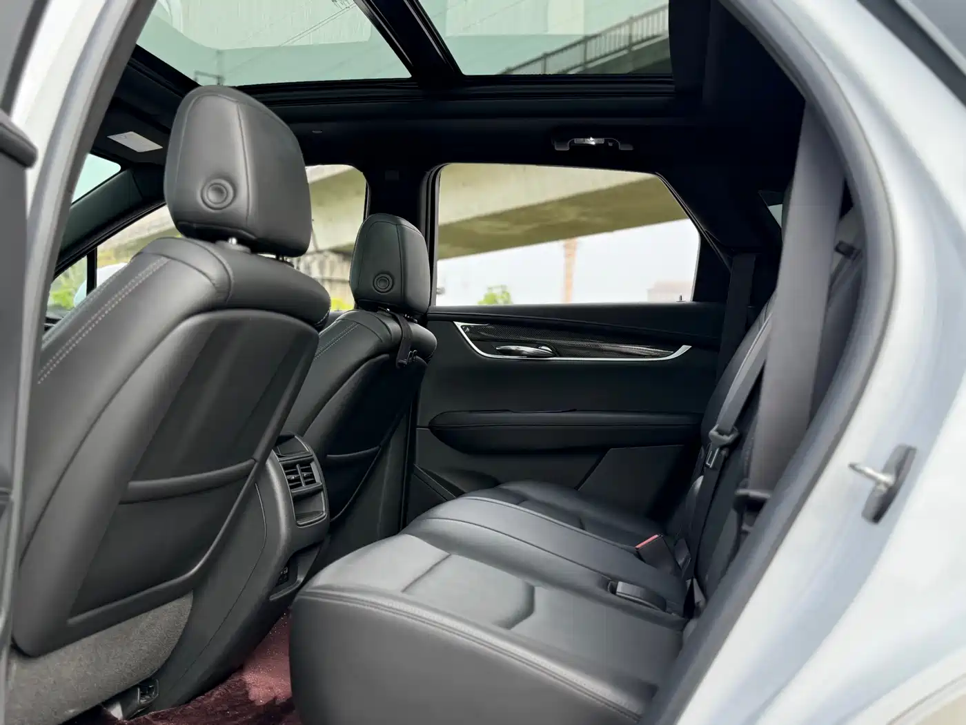 Cadillac XT5 2024 2.0T AWD Luxury (Hummingbird Edition) фото 5