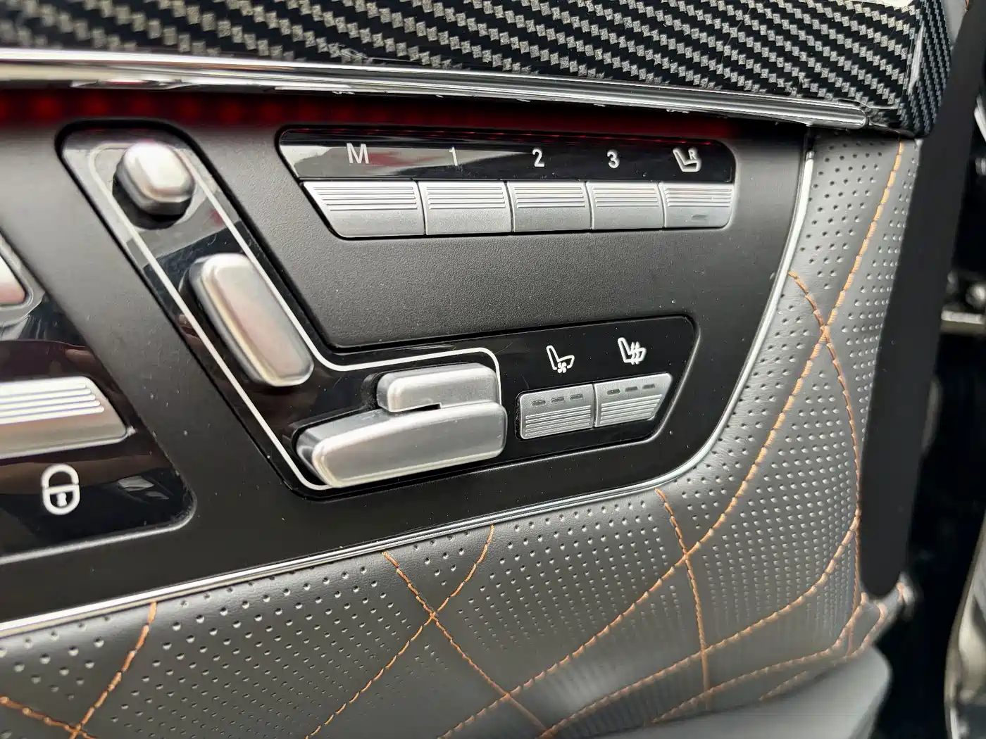 Фото 8 - Mercedes-Benz S-Class