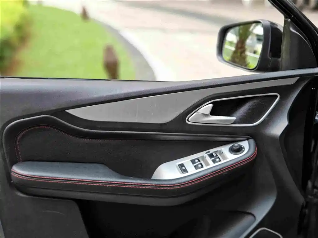 Baojun 560 2015 2015 1.8L Manual Comfort