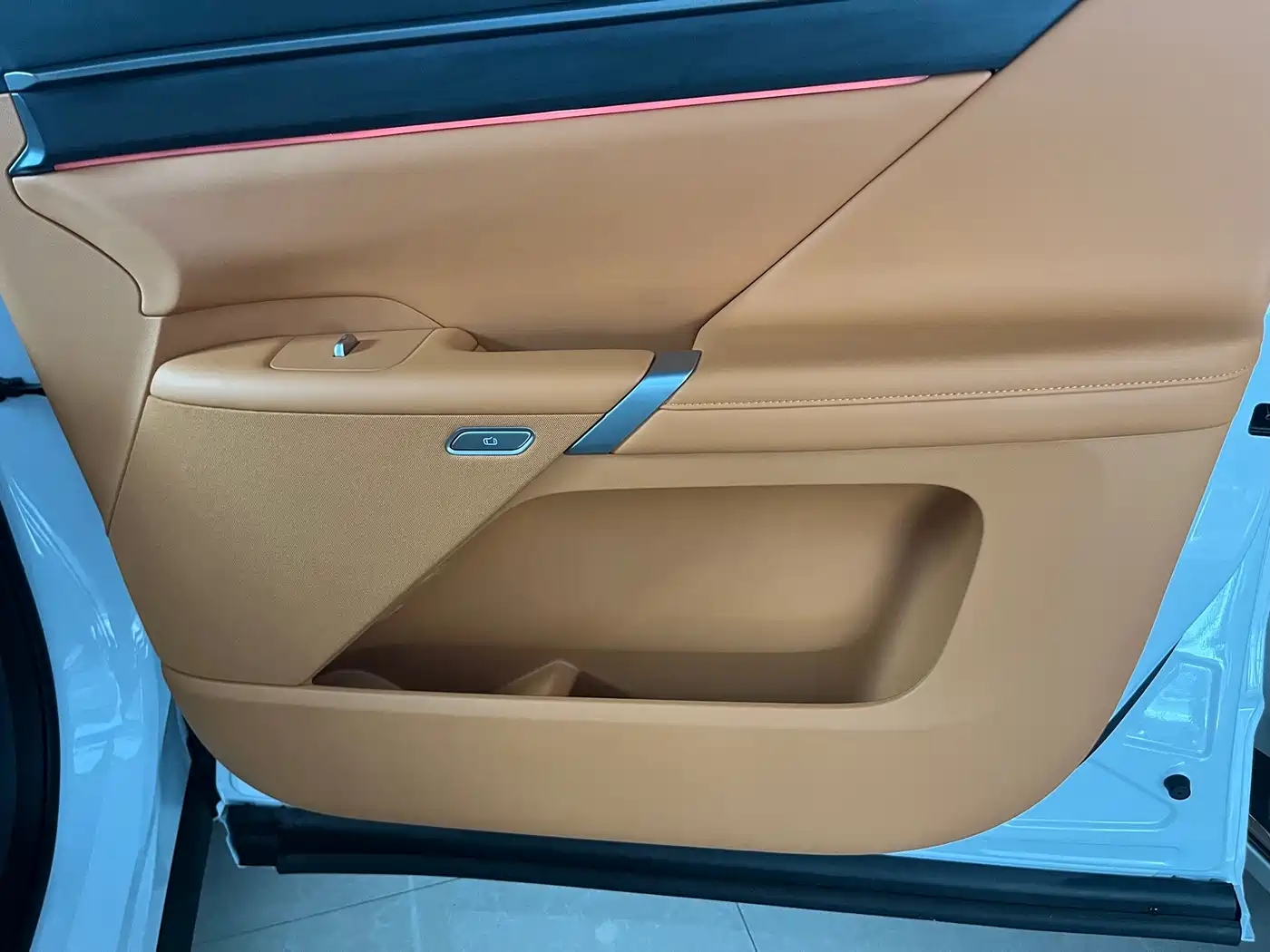 Dongfeng Yipai eπ008 2026 2026 6-seater EREV Family Joy Edition