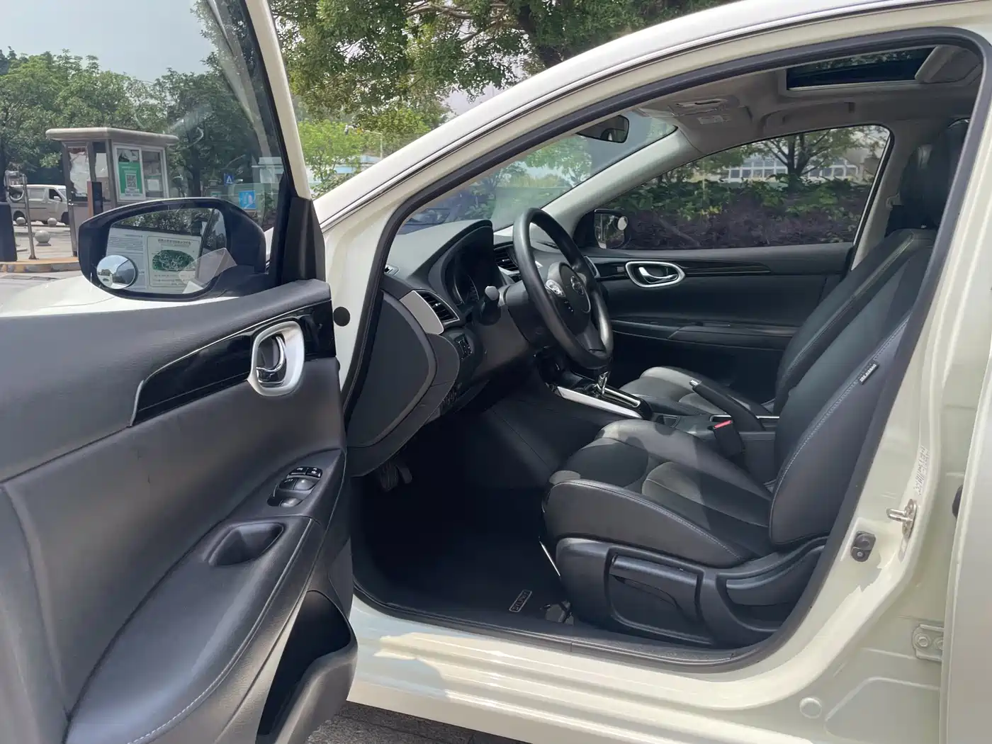 Nissan SYLPHY, миниатюра 12