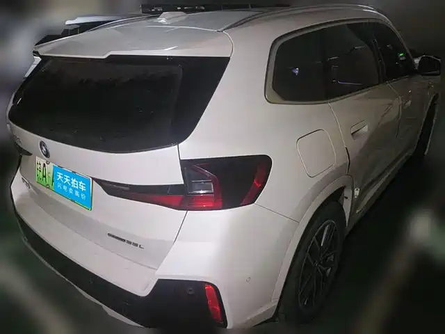 BMW iX1 2023 eDrive25L M Sport Package — фото 2