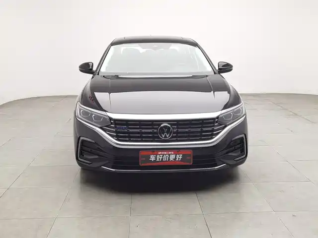 Volkswagen Passat New Energy 2023 430PHEV Hybrid Luxury — фото 3