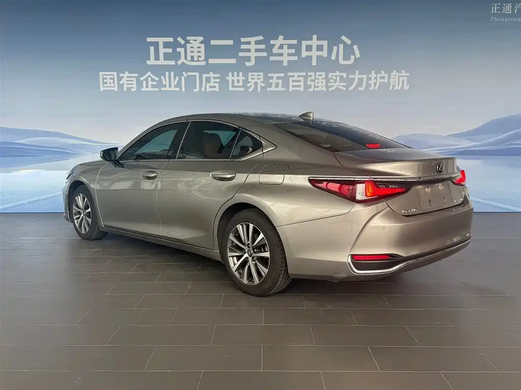Lexus ES 2020 200 Excellence фото 3