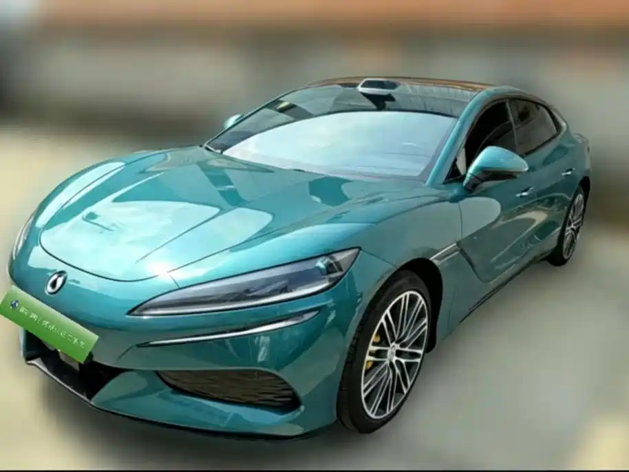 Denza Z9GT 2026 2026 Model Yi San Fang Flash Charge Performance Edition