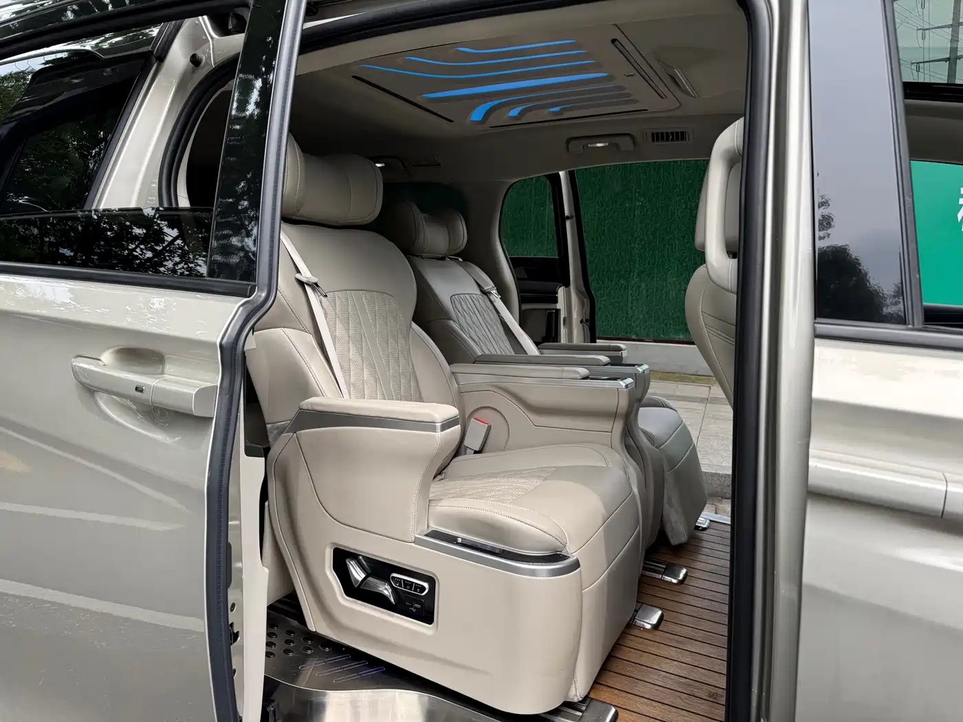 Buick GL8 2022 ES Landmark 653T Comfort фото 12