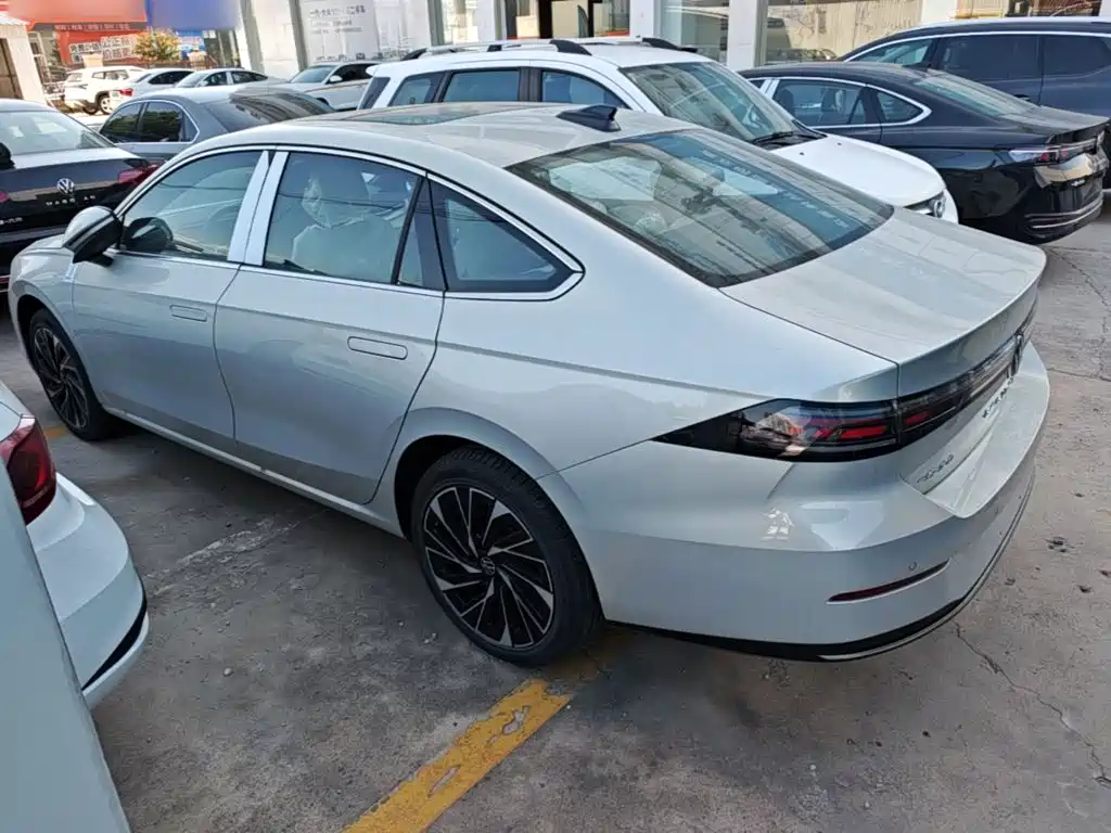 2026 Volkswagen Sagitar