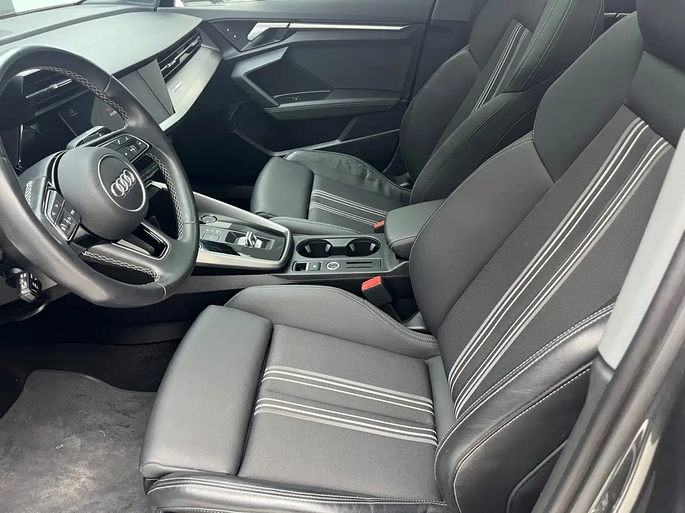 Audi A3 2023 Facelift A3L Limousine 35 TFSI Fashion Elegance фото 9