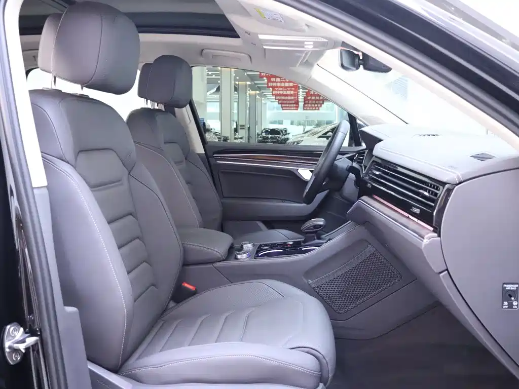 Photo 21 - Volkswagen Touareg