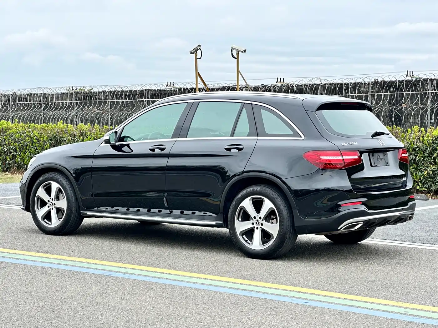 Mercedes-Benz GLC 2017 GLC 260 4MATIC Luxury фото 5