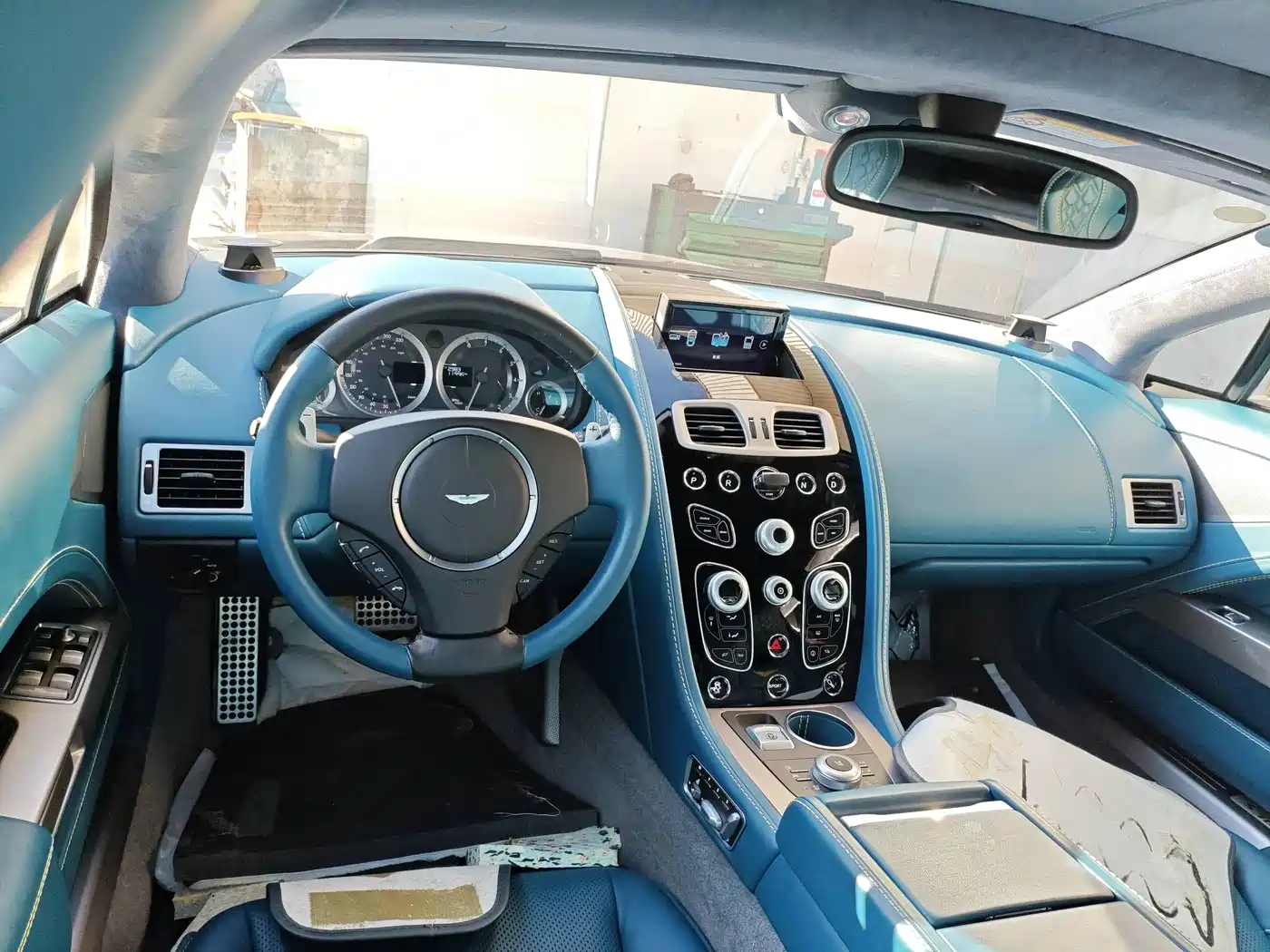 Aston Martin Rapide 2017 6.0L S фото 10