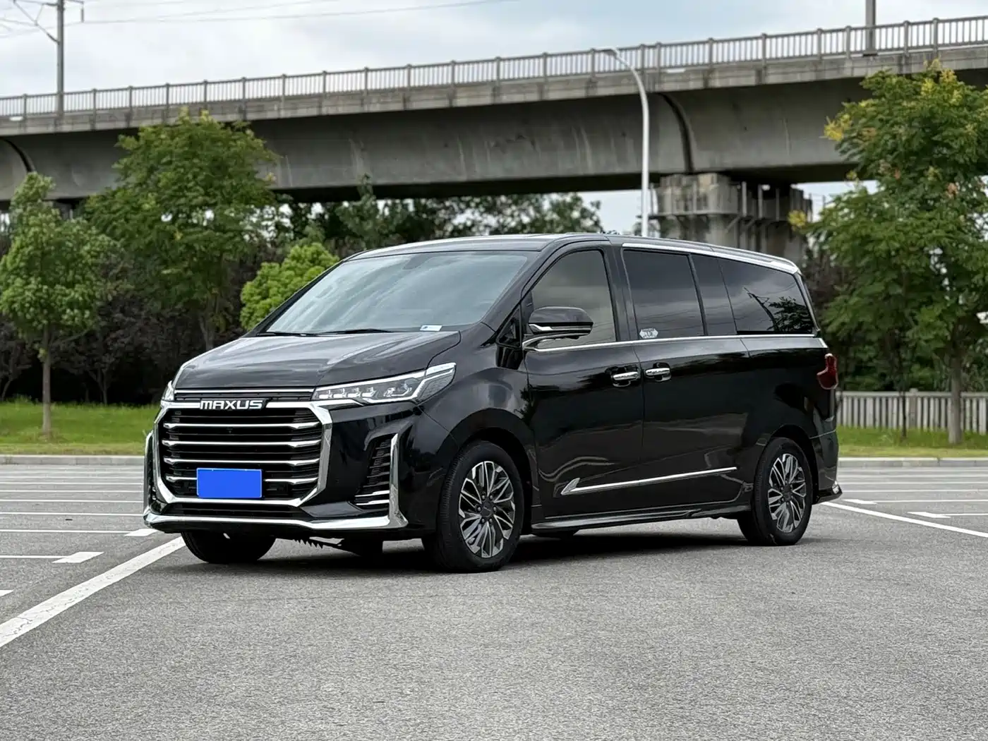 SAIC Maxus Maxus G20 2021 2021 PLUS 2.0T Gasoline Automatic Luxury Executive Edition