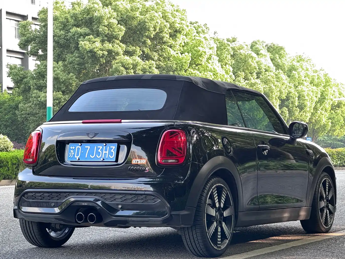 MINI 2023 2.0T COOPER S CABRIO Artist фото 12