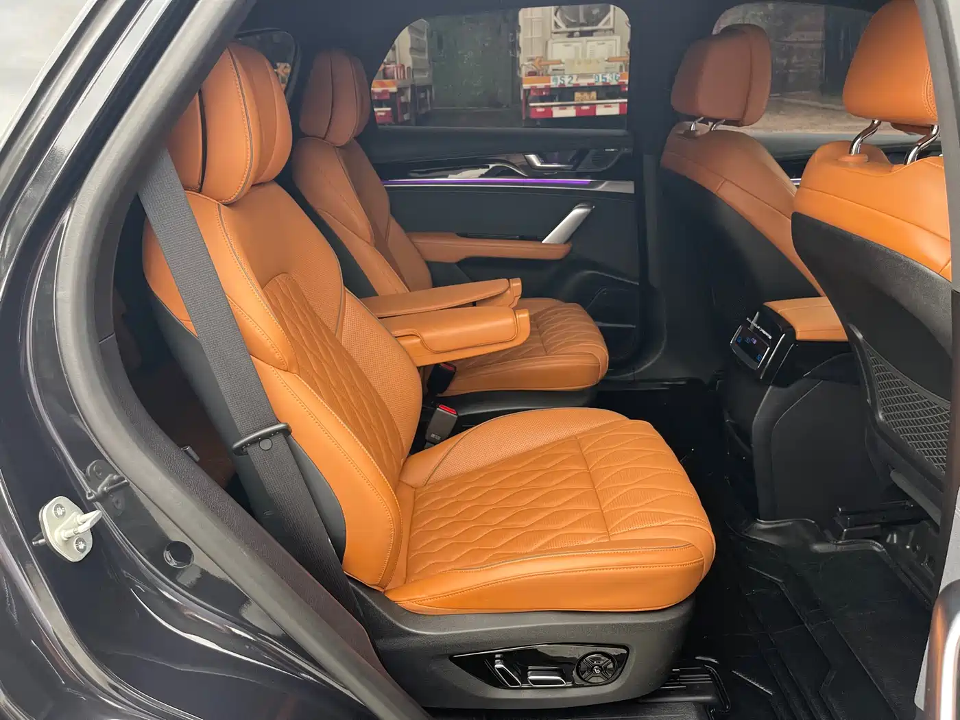 BYD Tang New Energy 2022 EV 635KM AWD Flagship фото 13